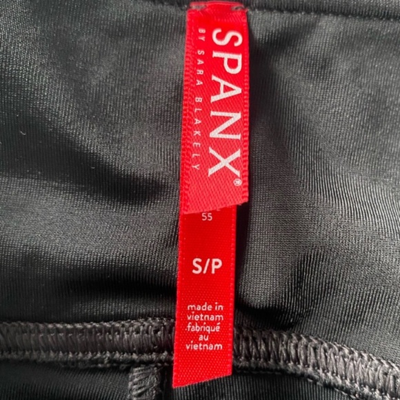 NWT - SPANX - Black Faux Leather Leggings - Size Small - ShapeWear - Minimalist - Picture 8 of 10